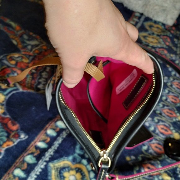 Dooney&Bourke Mini Mouse bucket bag - Picture 13 of 16